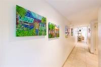 Villas Of The Galleon Seven Mile Beach Екстер'єр фото