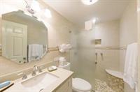 Villas Of The Galleon Seven Mile Beach Екстер'єр фото