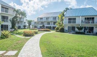 Villas Of The Galleon Seven Mile Beach Екстер'єр фото